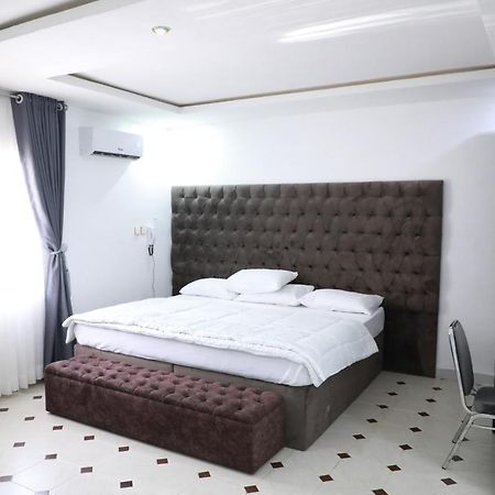 D & D Apartments Abuja Eksteriør bilde