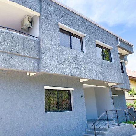 D & D Apartments Abuja Eksteriør bilde