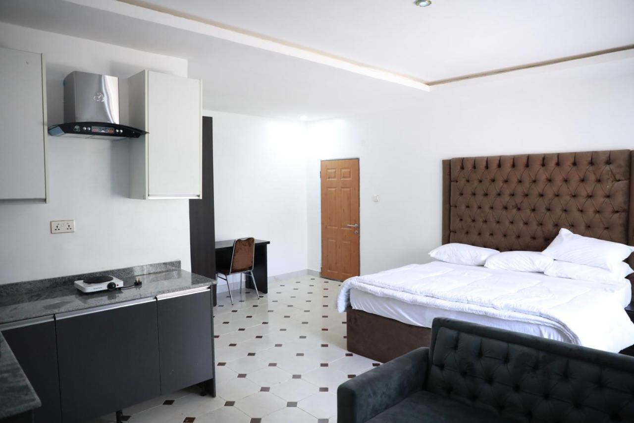 D & D Apartments Abuja Eksteriør bilde