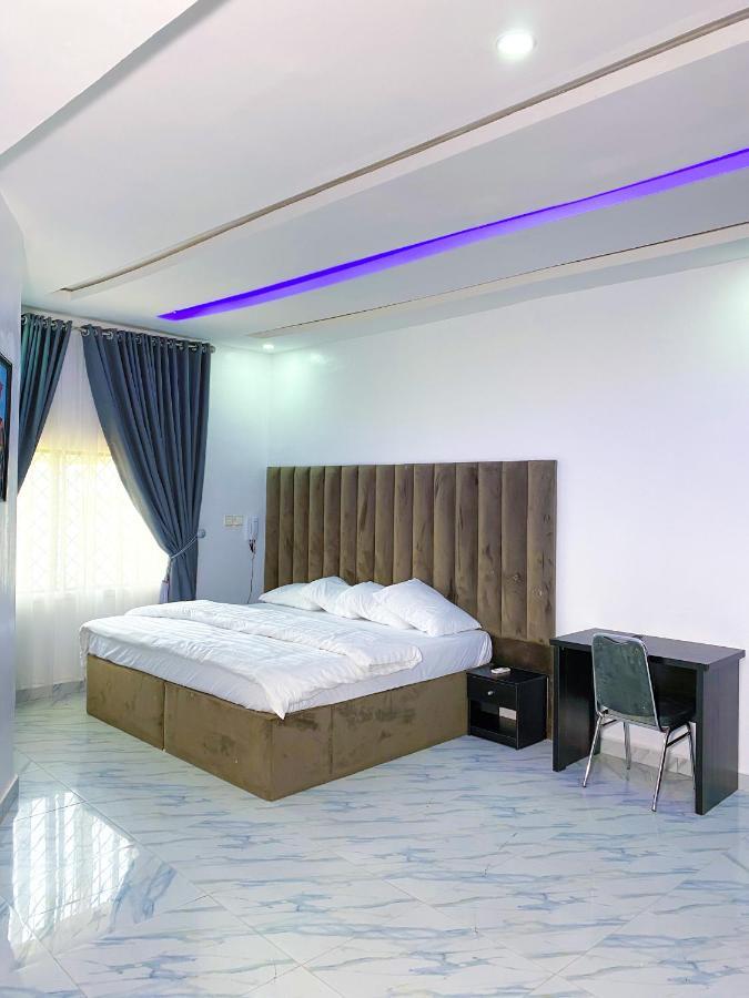 D & D Apartments Abuja Eksteriør bilde